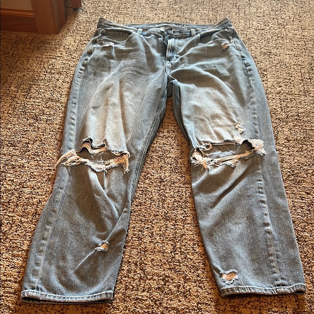 American Eagle Mom Jeans